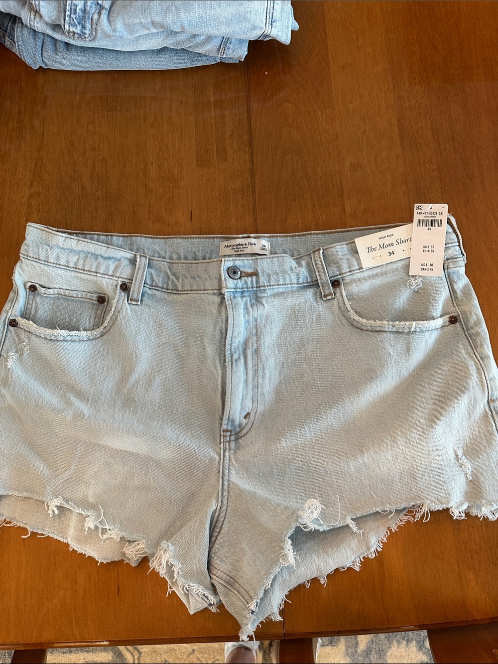 Abercrombie & Fitch Light Wash Cutoff Denim Shorts